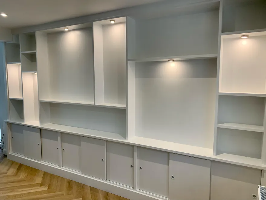 av unit